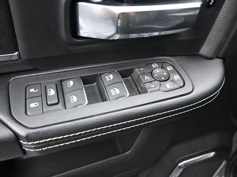 New 2026 RAM 2500 Laramie w/ Night Edition AWD/4WD image 13