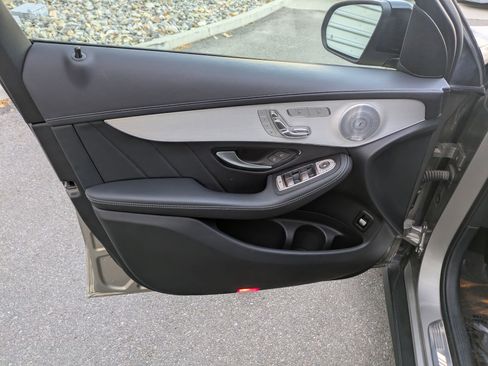 Used 2020 Mercedes-Benz GLC 43 AMG 4MATIC image 12