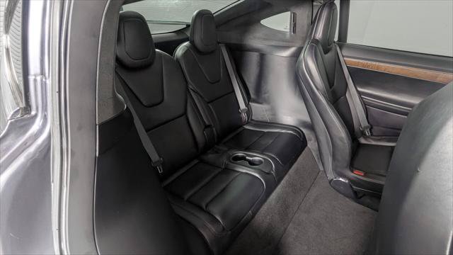Used 2020 Tesla Model X Long Range AWD/4WD image 16