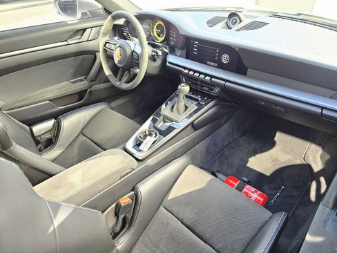 Used 2023 Porsche 911 GT3 RWD image 12