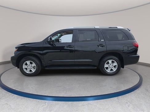 Used 2019 Toyota Sequoia SR5 w/ Premium Package RWD image 9