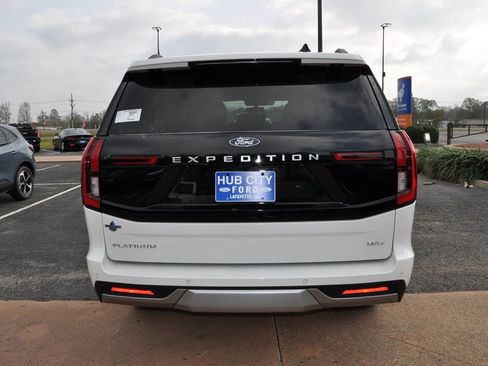 New 2026 Ford Expedition Max Platinum w/ Driver's Package image 4