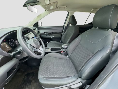 Used 2021 Nissan Kicks SV FWD image 13