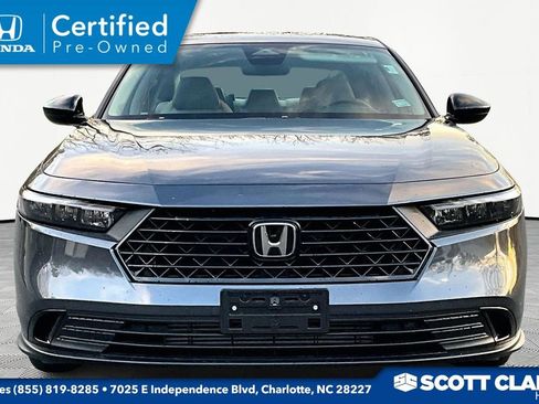 Certified 2025 Honda Accord SE image 2
