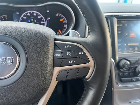 Used 2015 Jeep Grand Cherokee Laredo w/ Quick Order Package 23E image 18