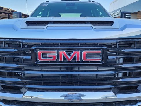 New 2026 GMC Sierra 3500 Pro w/ Convenience Package image 9