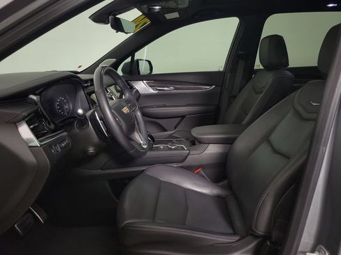 Used 2024 Cadillac XT6 Sport w/ Technology Package AWD/4WD image 20
