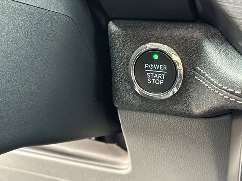 Used 2024 Ford F150 Lightning Flash image 22