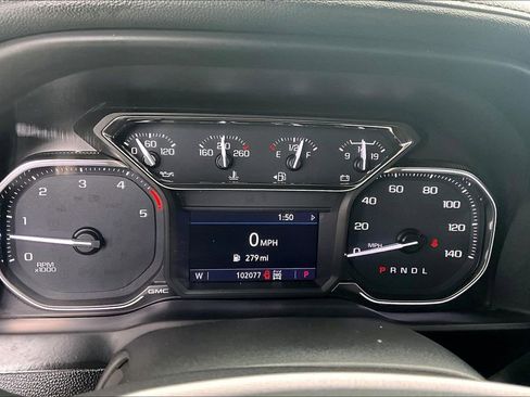 Used 2021 GMC Sierra 2500 SLE w/ SLE Value Package; image 2