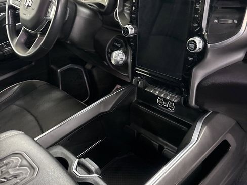 Used 2024 RAM 2500 Laramie w/ Night Edition image 28