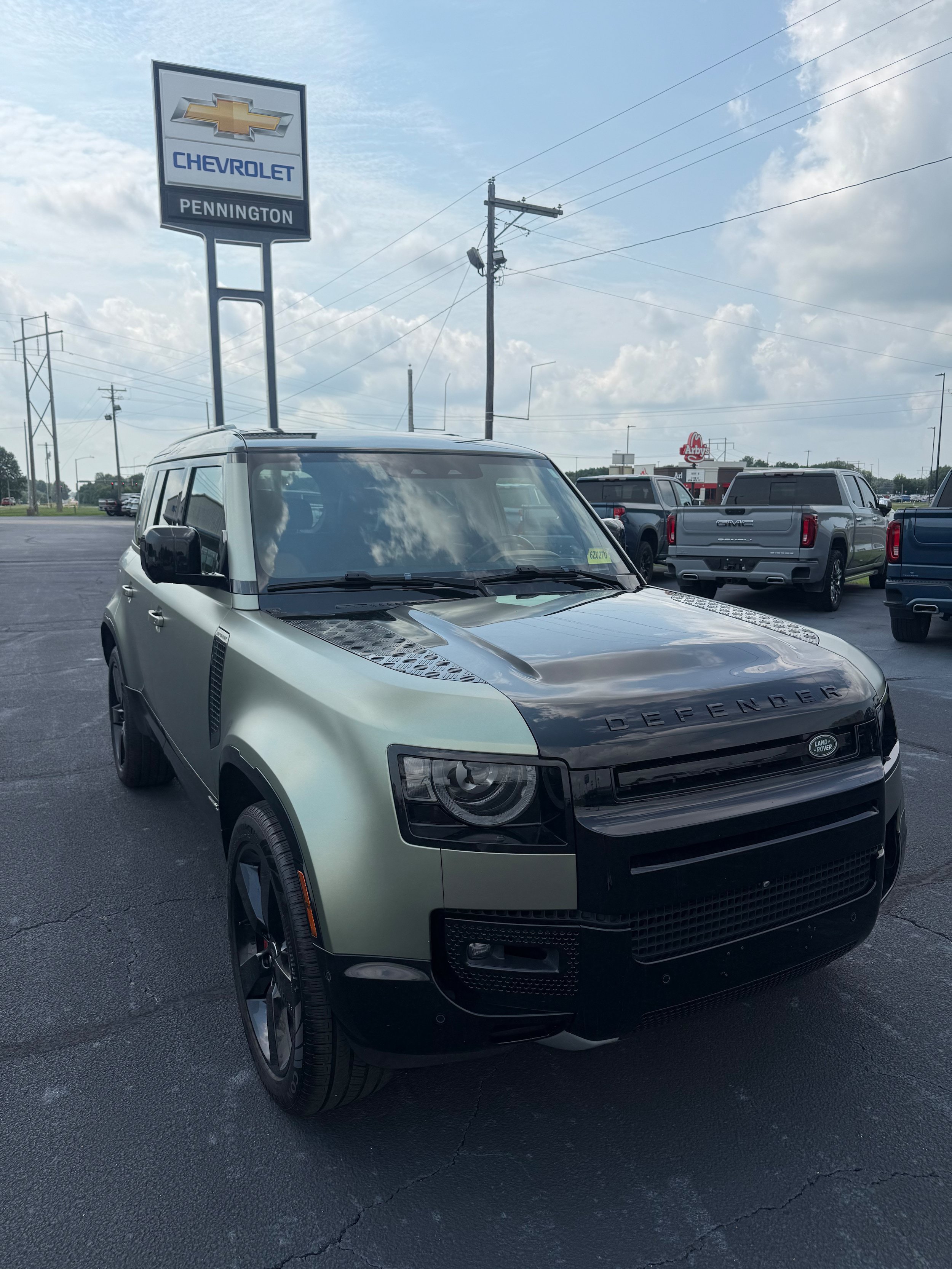 Used 2022 Land Rover Defender 110 X AWD/4WD image 1