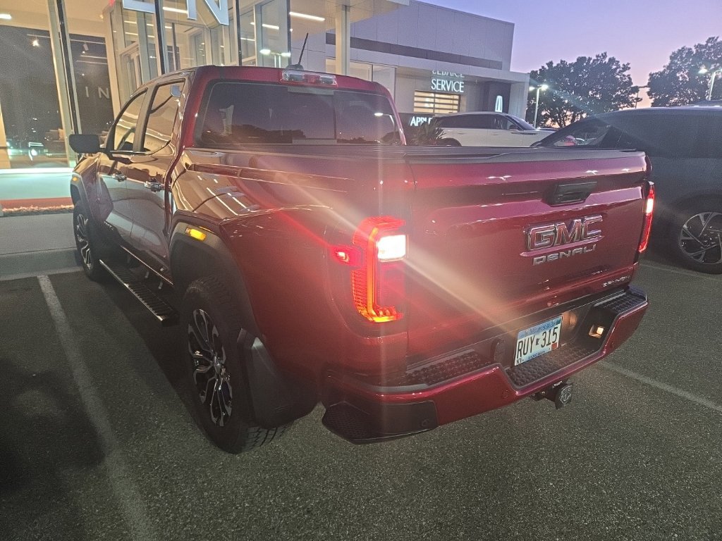 Used 2025 GMC Canyon Denali AWD/4WD image 6