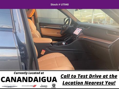 Used 2022 Jeep Grand Cherokee Summit AWD/4WD image 18