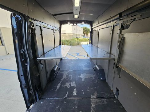 Used 2020 Ford Transit 250 148 High Roof Extended RWD image 15