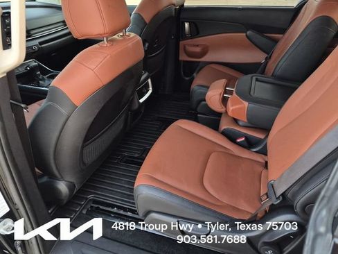 Certified 2025 Kia Carnival EX FWD image 24
