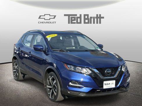 Used 2022 Nissan Rogue Sport SL image 3