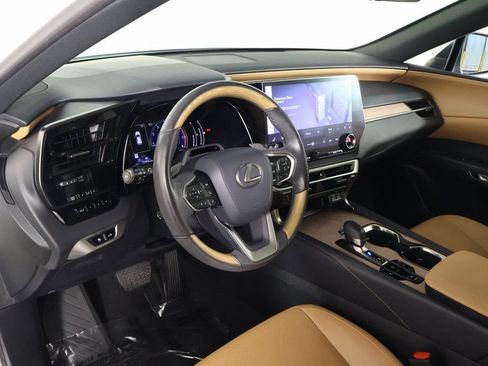 Used 2024 Lexus RX 350 Premium w/ Convenience Package FWD image 7