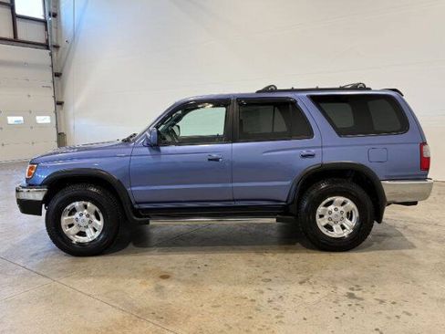 Used 2000 Toyota 4Runner SR5 AWD/4WD image 12