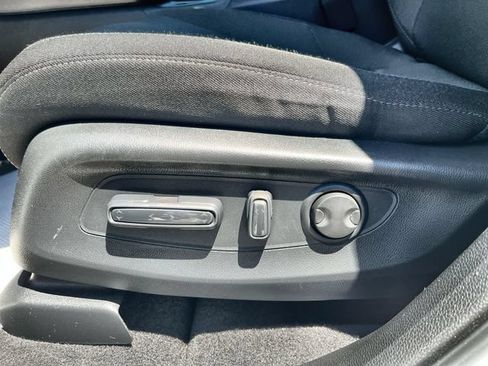 Used 2024 Honda CR-V EX image 16