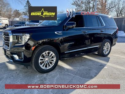 Used 2023 GMC Yukon SLT w/ SLT Luxury Package