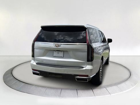 Certified 2023 Cadillac Escalade ESV Premium Luxury w/ Performance Package RWD image 5