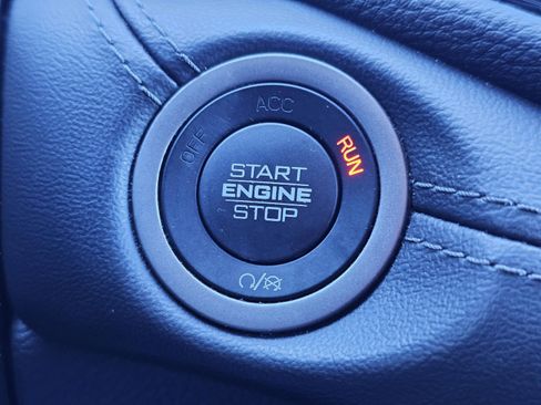 Used 2024 Dodge Durango SXT image 23