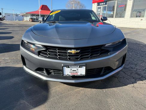Used 2019 Chevrolet Camaro LT image 2