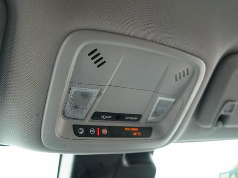 Used 2023 Chevrolet Malibu LT FWD image 11