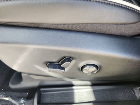 New 2026 Chrysler Pacifica Limited w/ S Appearance Package image 15