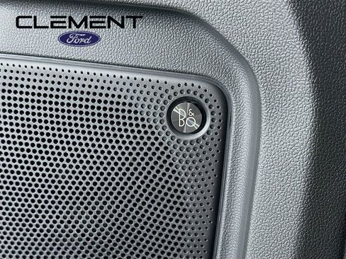 New 2025 Ford Escape SE w/ PHEV Premium Package image 24