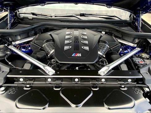 Used 2026 BMW X5 M60i image 16