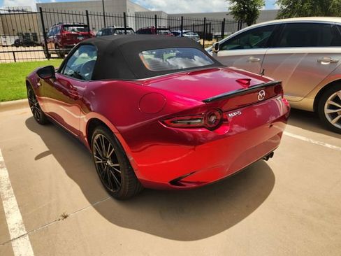 Used 2025 MAZDA MX-5 Miata Club RWD image 3
