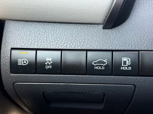 Certified 2023 Toyota Camry SE AWD/4WD image 36