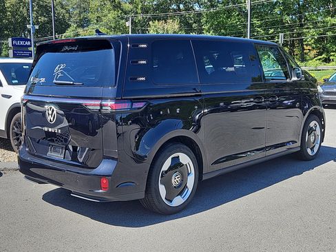 New 2025 Volkswagen ID. Buzz Pro S image 2