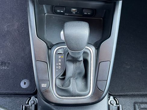 Used 2025 Kia Soul LX w/ LX Technology Package image 37