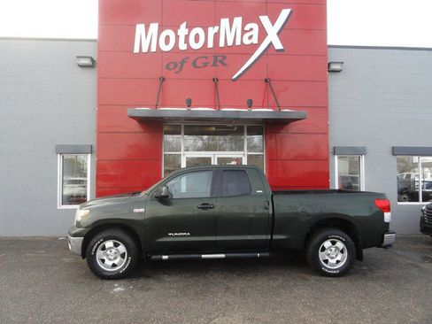Used 2013 Toyota Tundra 4x4 Double Cab w/ TRD Off-Road Pkg image 2