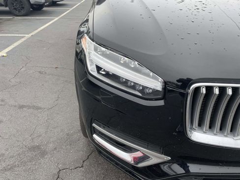 Used 2023 Volvo XC90 B6 Ultimate image 16