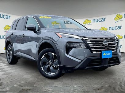Used 2024 Nissan Rogue SV