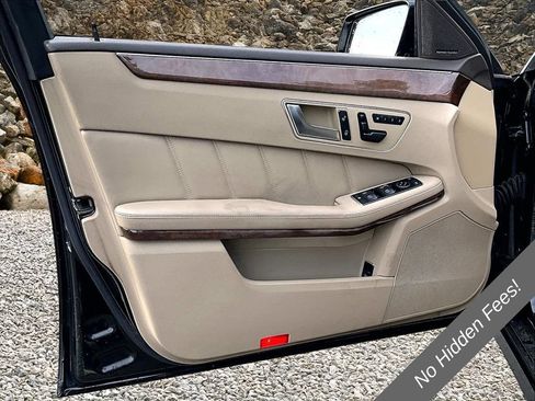 Used 2013 Mercedes-Benz E 350 4MATIC Sedan image 14