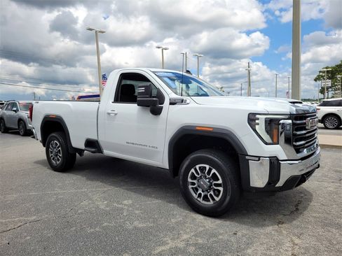 Certified 2024 GMC Sierra 2500 SLE w/ X31 Off-Road Package image 12