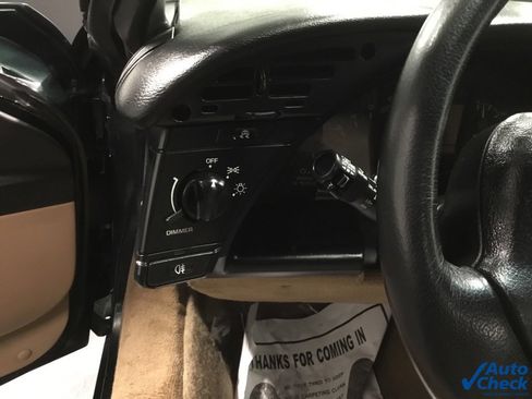 Used 1995 Chevrolet Corvette Convertible image 27