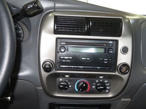 Used 2007 Ford Ranger XLT image 30