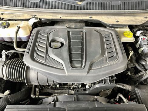 Used 2023 Jeep Wagoneer 4WD image 35
