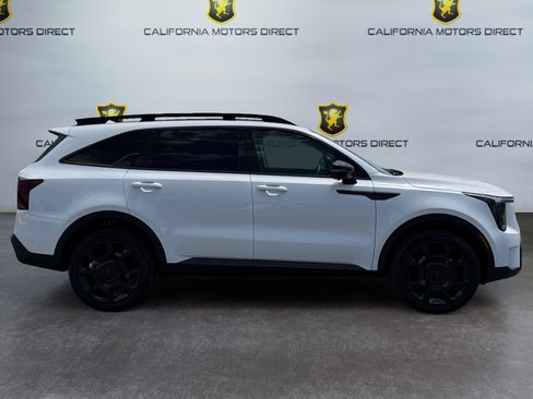 Used 2025 Kia Sorento SX AWD/4WD image 6