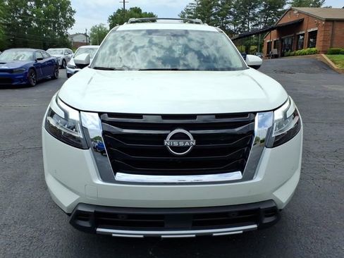 Used 2023 Nissan Pathfinder Platinum AWD/4WD image 28