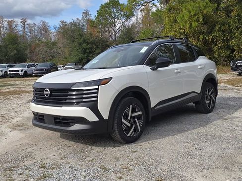 New 2026 Nissan Kicks SV w/ Cold Weather Package image 4