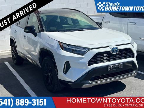 Used 2023 Toyota RAV4 XSE AWD/4WD image 1