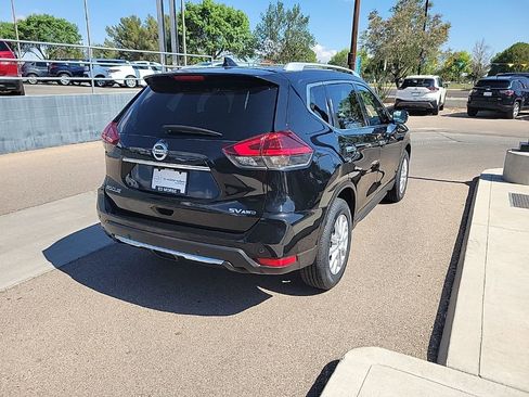 Used 2019 Nissan Rogue SV AWD/4WD image 7