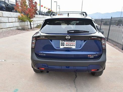 New 2026 Nissan Kicks SR w/ SR Premium Package image 5