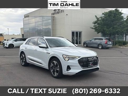 Used 2021 Audi e-tron Premium w/ Convenience Plus Package AWD/4WD image 1